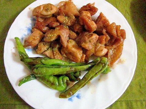 鶏肉と万願寺唐辛子の山椒焼き